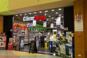 Gamestop riapre al pubblico dopo la chiusura