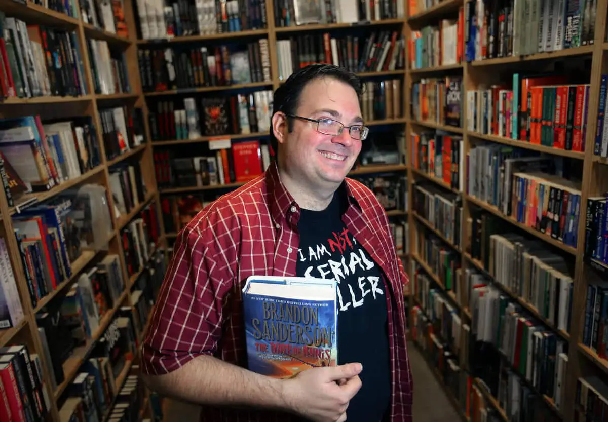 Brandon sanderson