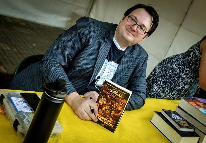 Brandon sanderson