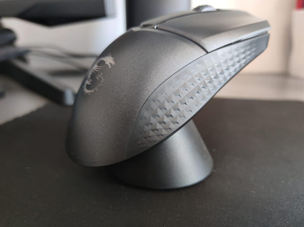 Msi clutch gm31 lightweight wireless, recensione